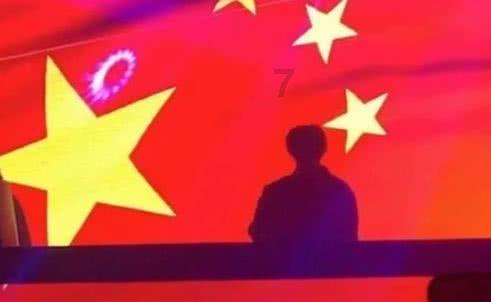 人保财险贵州黔东南分公司:扫雪除冰 传递人保温度